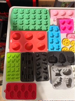 Huge Silicone Mold Mega-Lot – Baking, Chocolate, Cake Pops & Crafts