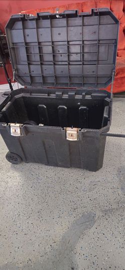 Tool chest plastic .BRAND STANLY .