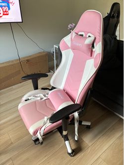 Gaming chair in great condition!!!