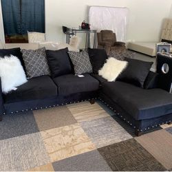 Santos Black Sectional / couch /Living room set 