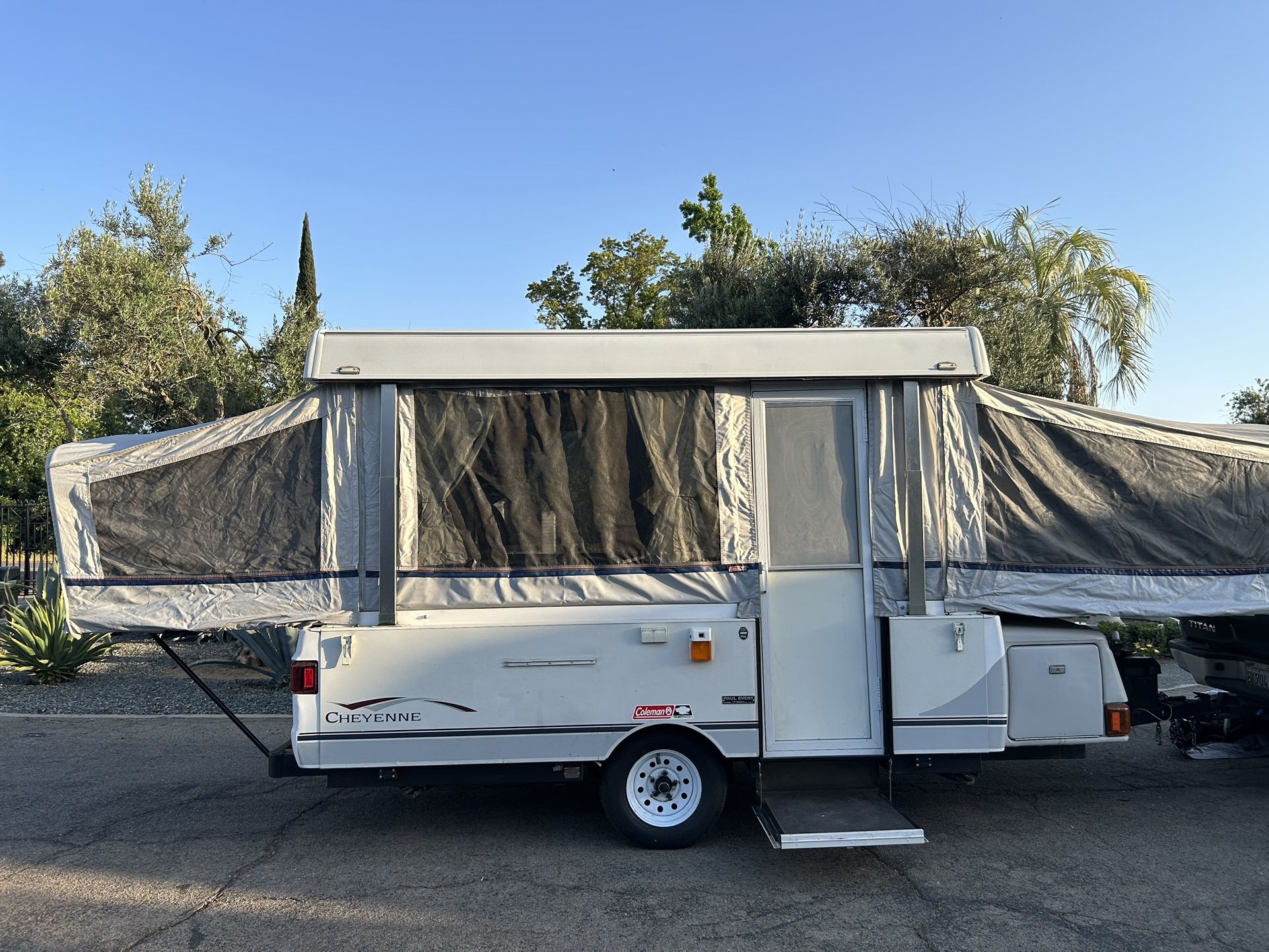 2004 Coleman Cheyenne