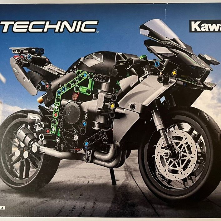 LEGO Technic Kawasaki Ninja H2R Motorcycle (42170) for Sale in