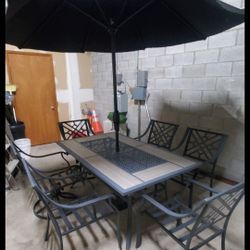 patio table and umbrella, Furniture 