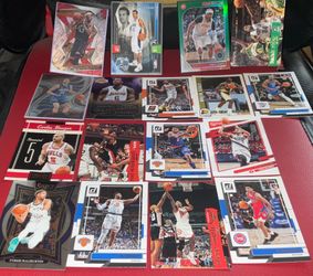 NBA Basketball Card lot: 35 -cards includes Rookie Cards Prizm Upperdeck NBA Hoops Chrome Knicks LAKERS Rockets Heat Grizzlies Bulls Pistons and more 