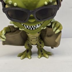 Gremlin "Flasher" Trench Coat/Sunglasses Desktop Wingman 4" Action Figure New Kids Toy 80s Movie 