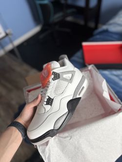 Jordan 4 