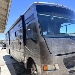 2012 Winnebago Vista