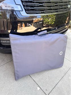 Bugaboo travel playard like NEW!