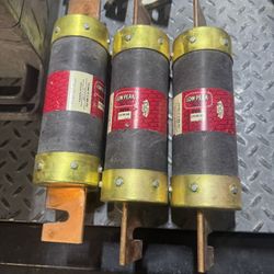 600A Fuses (3)