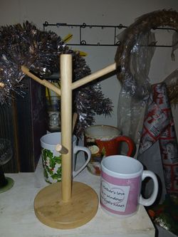 Mug Stamd & Mugs (3)