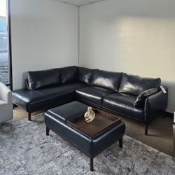 2-pc Leather Sectional with chaise - Jollene 