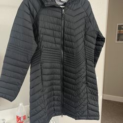 Woman’s Columbia Long Puffer Coat
