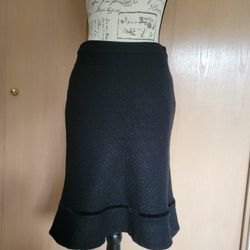 Gap Tweed Peplum Skirt 
- Size 1