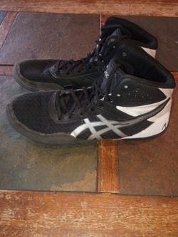Asics Matflex 6 wrestling shoes size 7