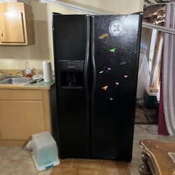 Black Side By Side Fridge 