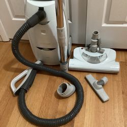 Kenmore Vacuum 
