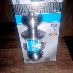 Defiant, Door Knob