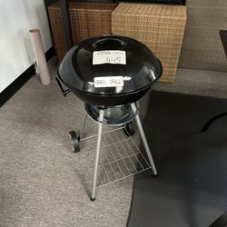 New 18.5” Portable Charcoal BBQ Grill With Wheel
