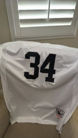 Bo Jackson throwback