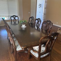 Dining Room Table & Chairs for 8
