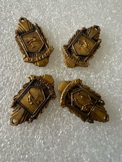 VTG Jostens 1942 Track & Field Pin Lot 880 YD Relay High/Low Hurdles (4)
