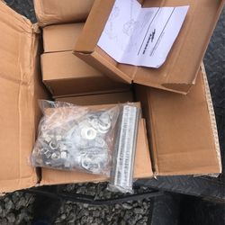 Click On Hanger Hardware Kit Of 10 Si For Stack 11/4”-5/8 Have Two Boxes Every Box Carries 10 Packets