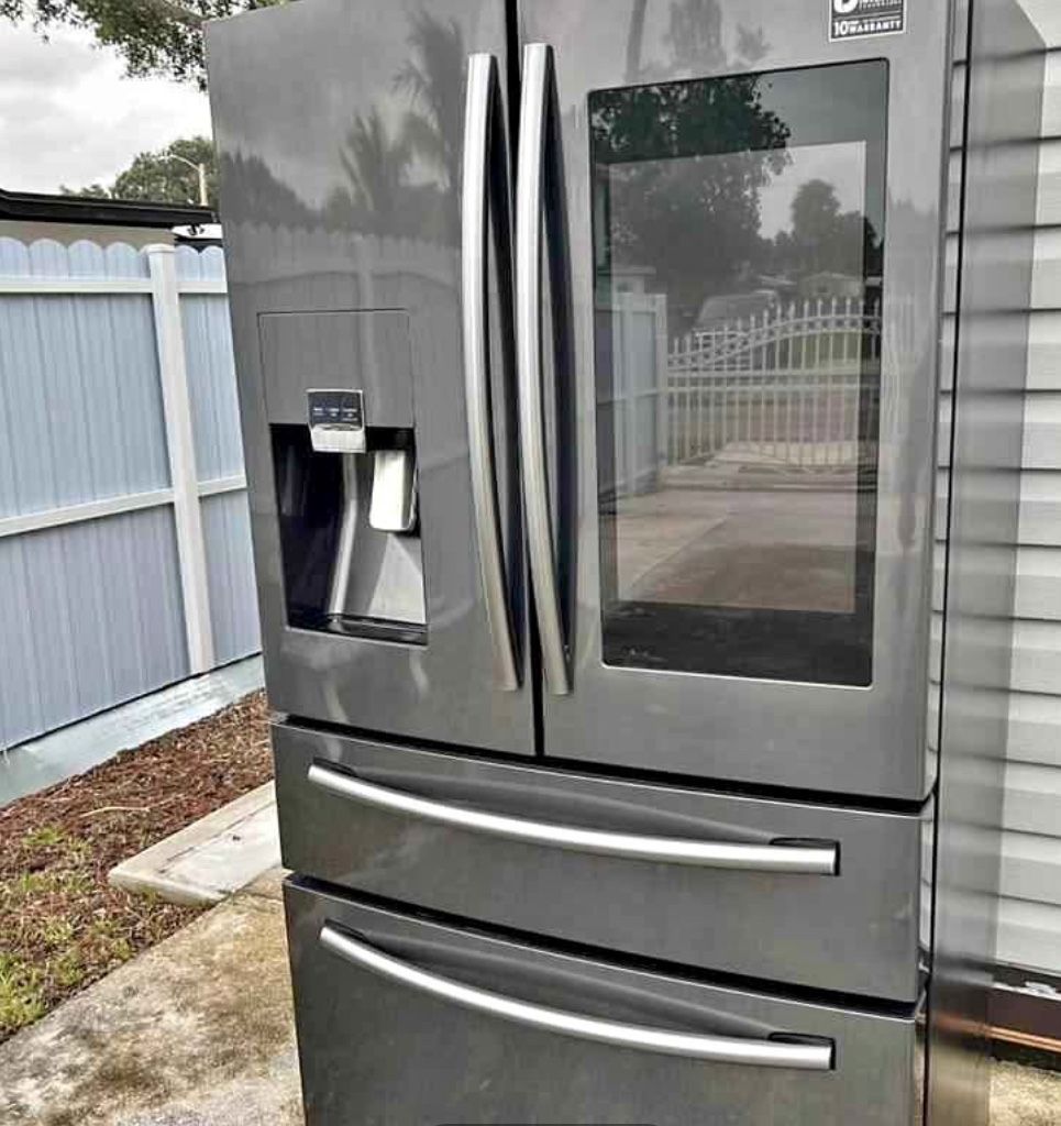 36 Inch Smart Freestanding 4 Door French Door Refrigerator with 27.7 cu. ft. Total Capacity, 5 Glass Shelves, with Door Lock, 8.3 cu. ft. Freezer Capa
