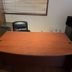Big Wood Desk With Detachable Drawers