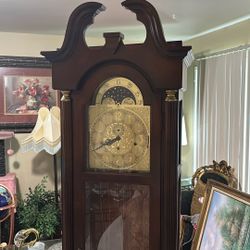 Howard Miller Grandfather clock 
