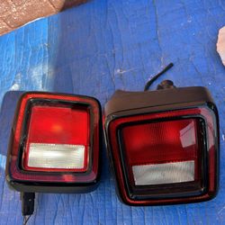 2018-2019-2020 Jeep Wrangler Tail Lights Pair RH LH