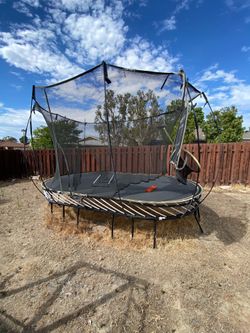 Springfree trampoline
