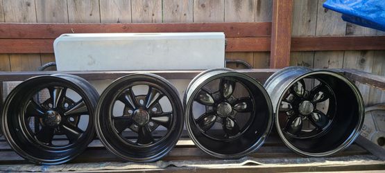 Chevy Ford Universal wheels