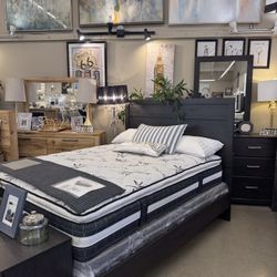 Beautiful Queen Bedroom Set