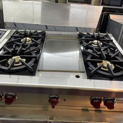 Wolf 36” Gas Cooktop Stainless Steel 