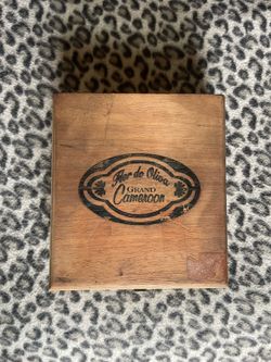 Vintage Wooden Cigar Box