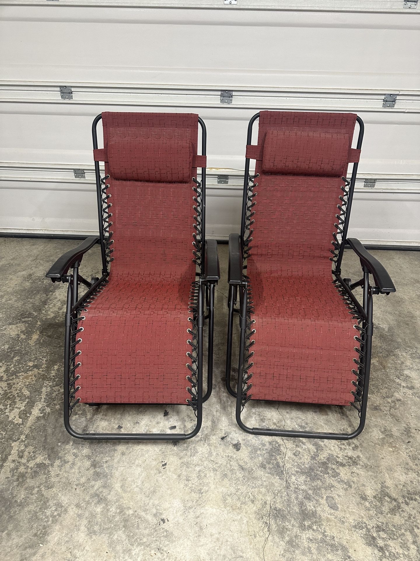 Outdoor Zero Gravity Lounge Chairs - Set of 2