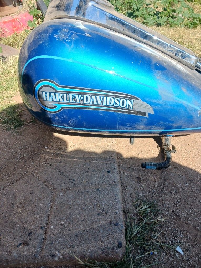 Harley Davidson Gas Tank for Sale in Phoenix, AZ OfferUp