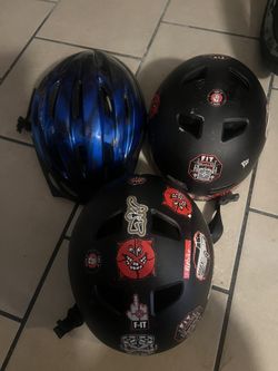 Helmets 🪖 Cascos ⛑️  3 For 80