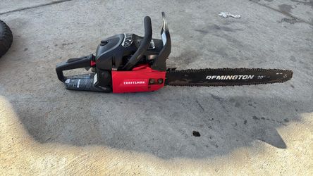 Craftsman Gas Chainsaw with 20" Bar