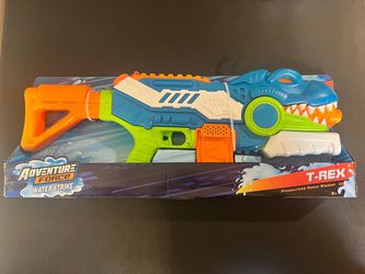 Adventure Force Water Strike Blaster, T-Rex Pressurized Water Blaster. 30 Ft NEW