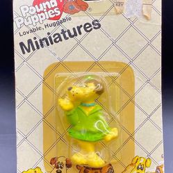1986 Bright Eyes PVC Pound Puppy Figure Vintage Tonka Toy Mint In Package