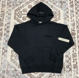 Black Essential hoodie