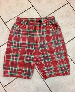 RED GREEN PLAID SHORTS JR WOMEN GIRLS 9/10