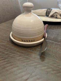 Butter Dish With Knife
