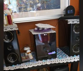 LG LFD850 Micro Hi-Fi Shelf System – CD/DVD Player & Touch Controls