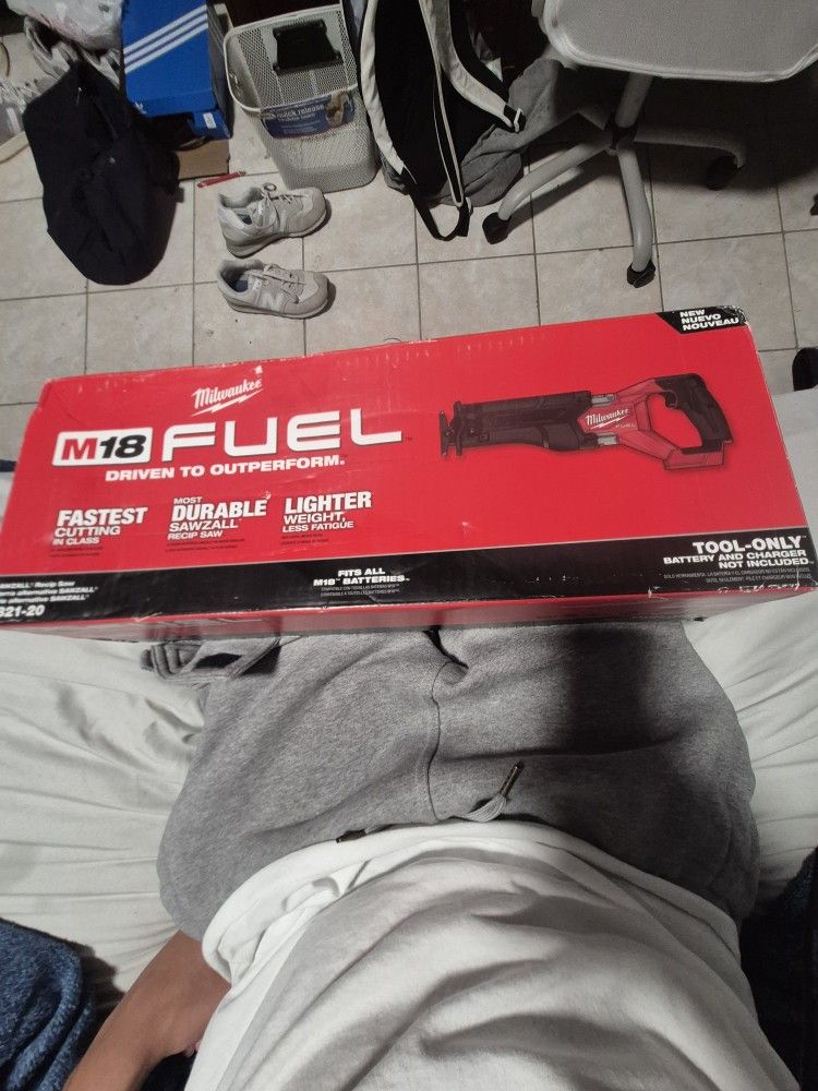 M18 FUEL GEN-2 18V Lithium-Ion Brushless Cordless SAWZALL Reciprocating Saw (Tool-Only)