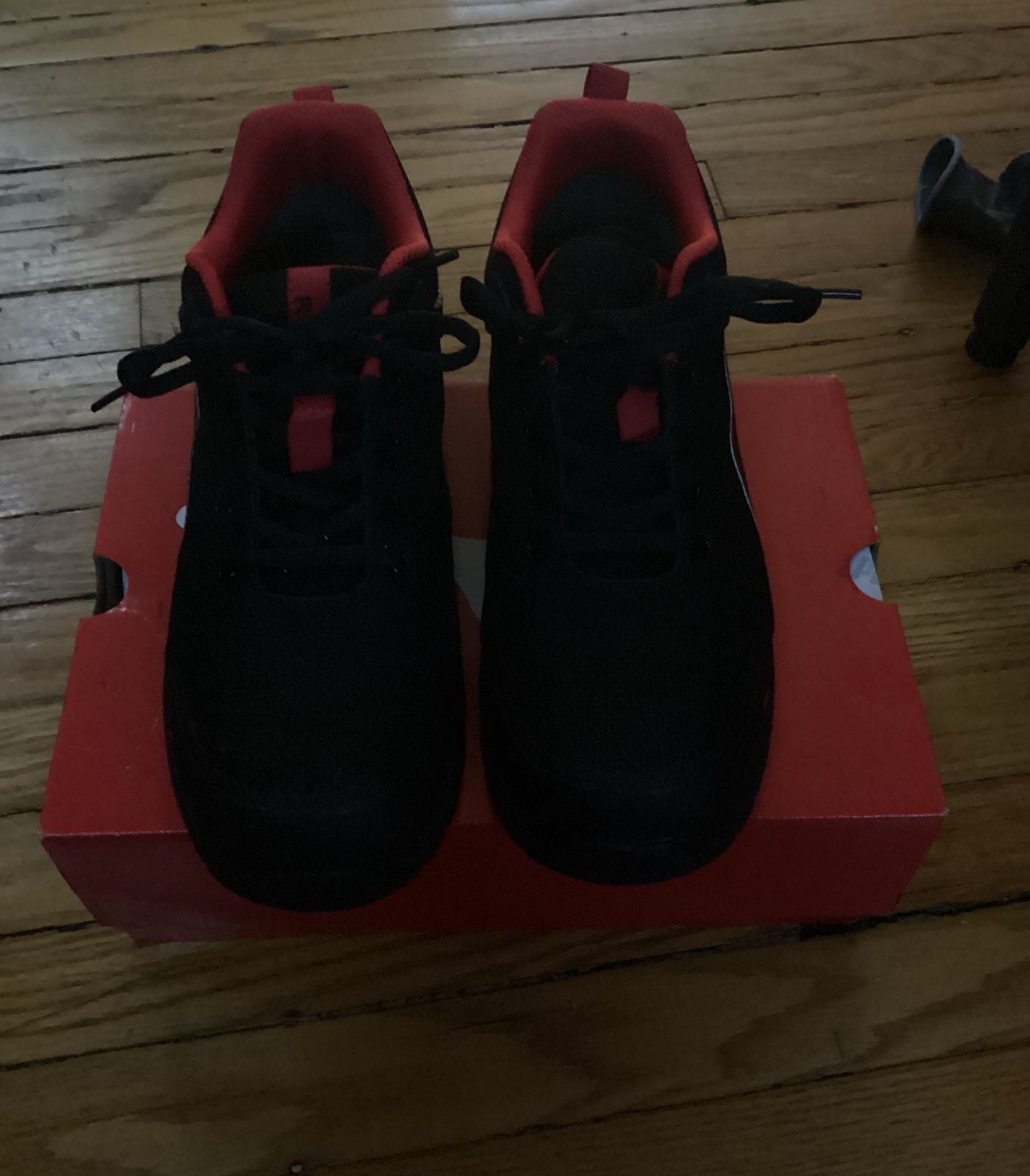 Puma Levity Black/red Wns Low