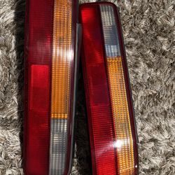 90-93 acura integra tail lights