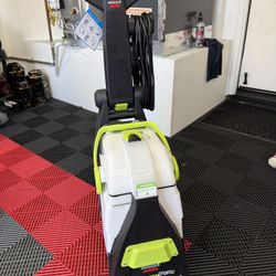 BISSELL PET PRO CARPET CLEANER