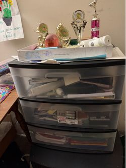 Storage box